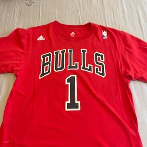 NBA Chicago Bulls T Shirt/ Derrick Rose Rookie shirt.